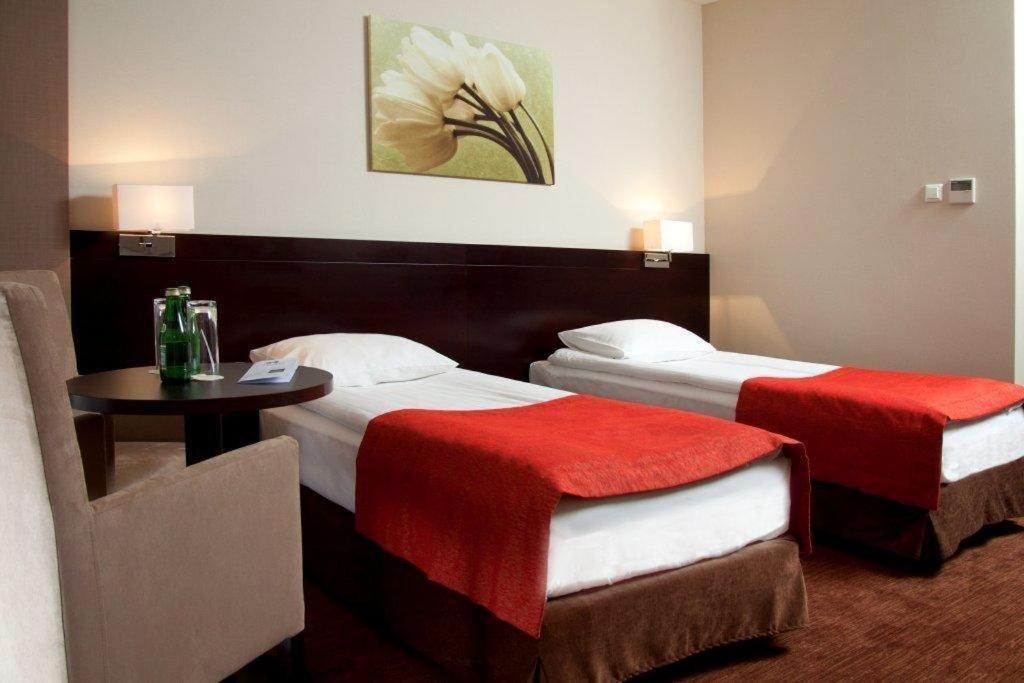 Z-Hotel Business & Spa Otwock Ngoại thất bức ảnh