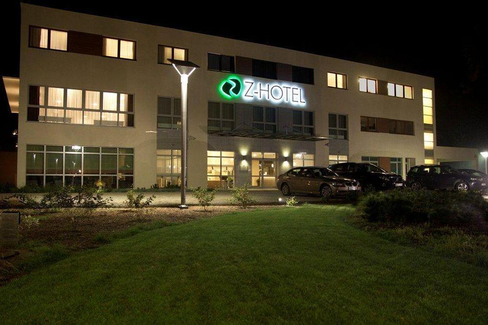 Z-Hotel Business & Spa Otwock Ngoại thất bức ảnh