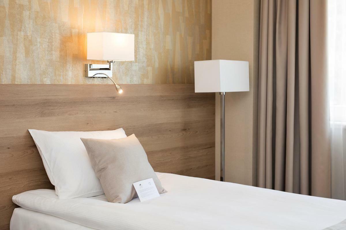 Z-Hotel Business & Spa Otwock Ngoại thất bức ảnh