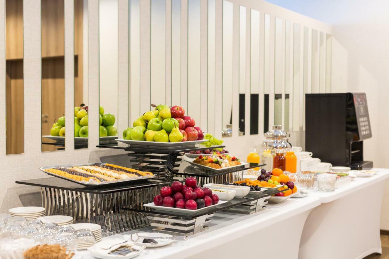 Z-Hotel Business & Spa Otwock Ngoại thất bức ảnh